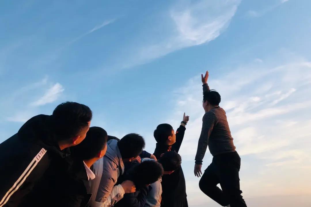 量圈儿NO.40丨开展路上不丢童真，奋斗路上坚持认真