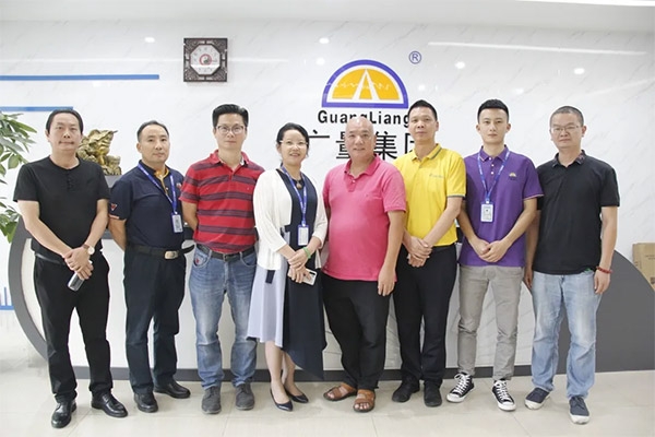 东莞市餐饮协会向导一行莅临尊龙Z6官方网站集团调研指导